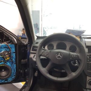 Nâng cấp âm thanh xe Mercedes C-CLass