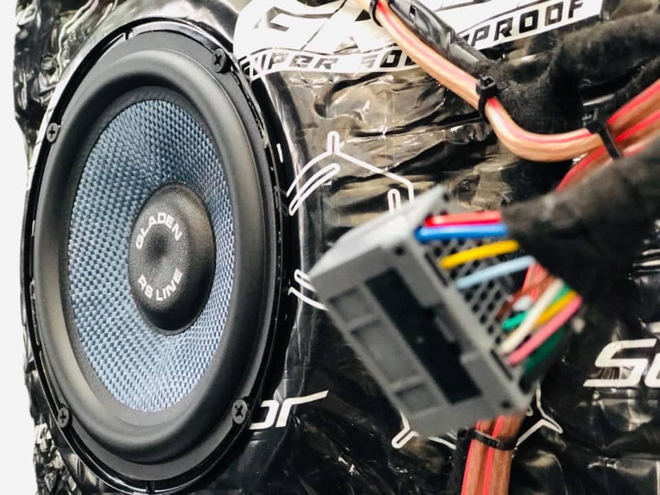 Nâng cấp âm thanh xe Mercedes GLB 20