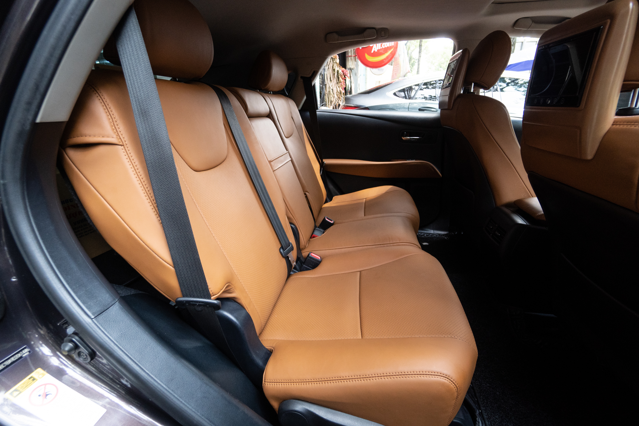 Đổi màu nội thất Lexus 450h