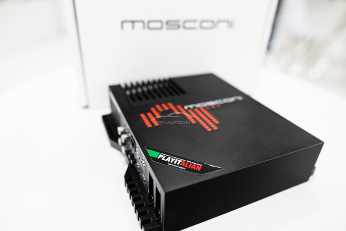 Nâng cấp hệ thống âm thanh trên xe ô tô với thương hiệu Mosconi (nước Ý)
