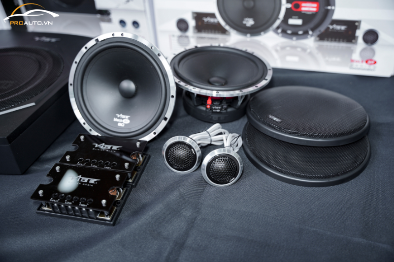 Nâng cấp âm thanh cho VinFast LimoGreen với loa 2 way thương hiệu Vibe